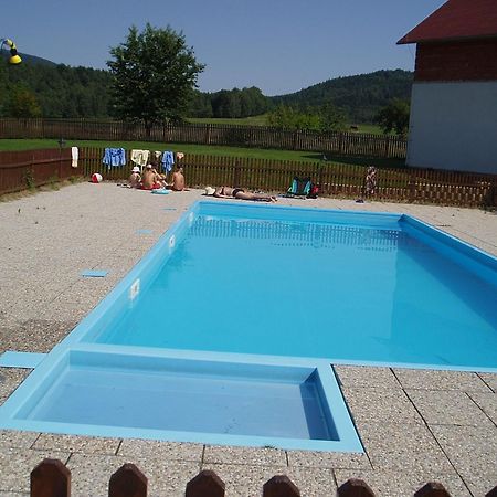 Restaurace a Penzion Česká Hospoda Heřmanice Esterno foto